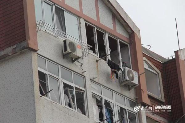 突發(fā)！青島一居民樓發(fā)生爆燃！已造1人死亡，7人受傷！3公里外有震感…