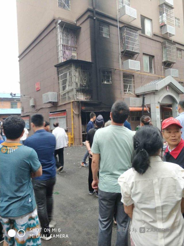 南昌新建區(qū)一小區(qū)煤氣罐爆炸， 4 人受傷